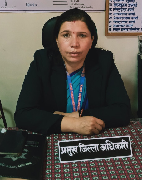 जुम्लाका सरकारी कार्यालयमा समयमै हुदैँनन् कर्मचारी हाजिर